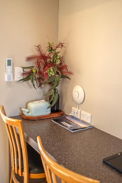 Studio Suite Gallery 2